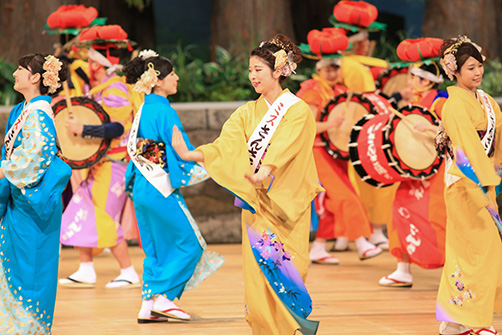 盛岡さんさ踊り